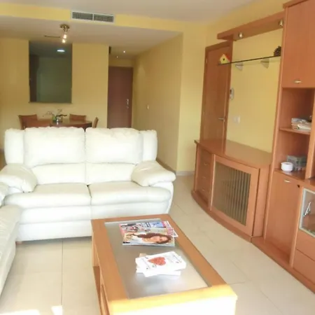 Apartment - 2 Bedrooms With Pool Young People Group Not Allowed - 04276